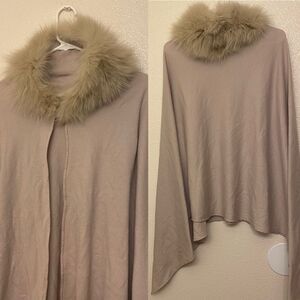 June vintage Tan beige fox fur 95% wool cardigan Cape Cloak wrap poncho